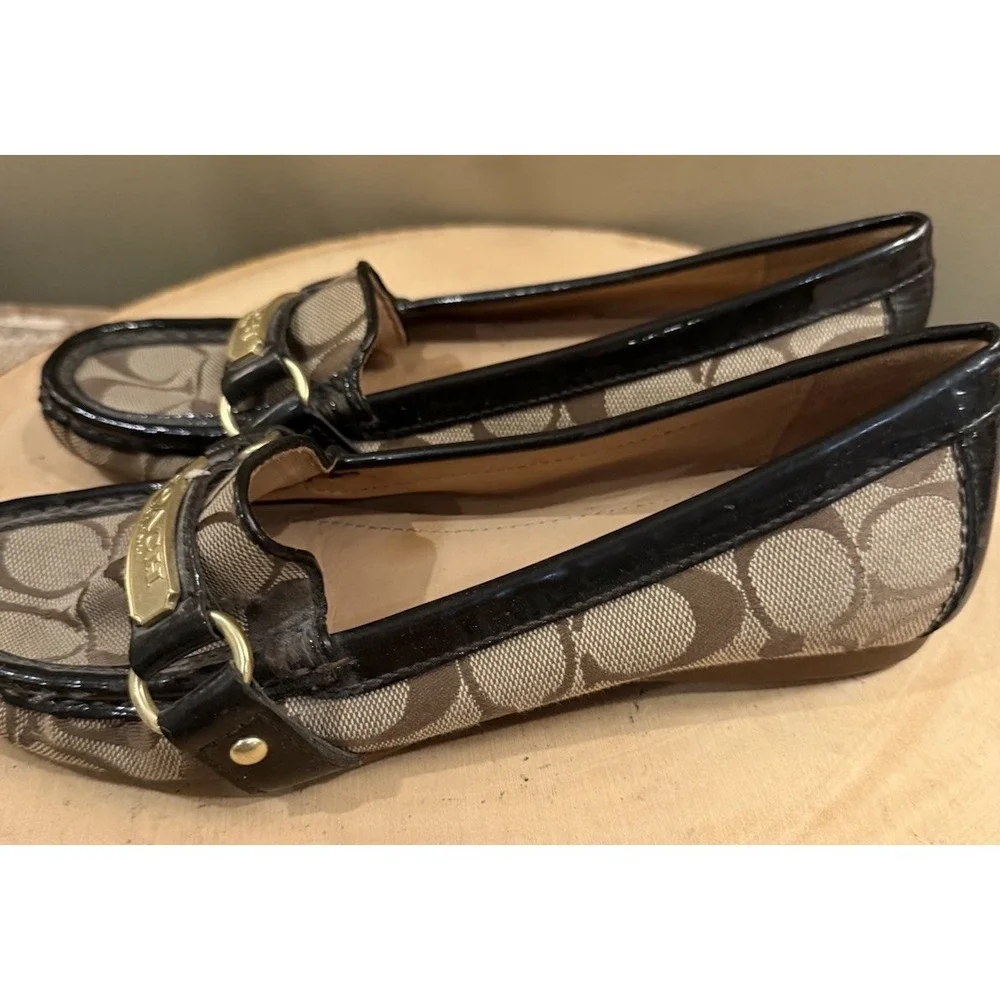 Coach 6 Felisha‎ Signature Loafers Tan And Brown Jacquard Fabric Logo Preppy